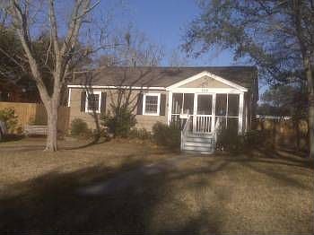 1st image of 1118 Buena Vista St