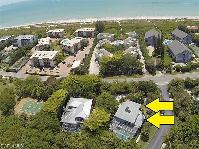 1st image of 904 Almas Ct