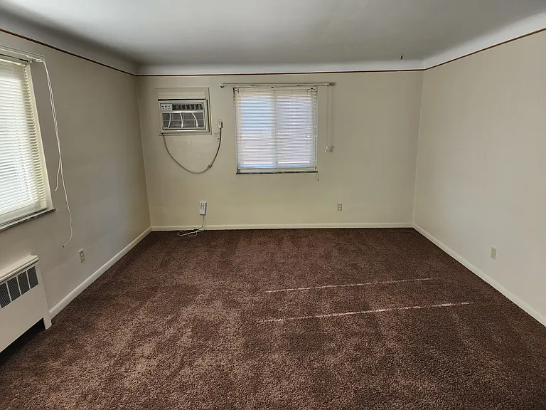 2526 Vera Ave #3 — Photo 6