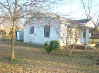 620 6th St, West Point, MS 39773