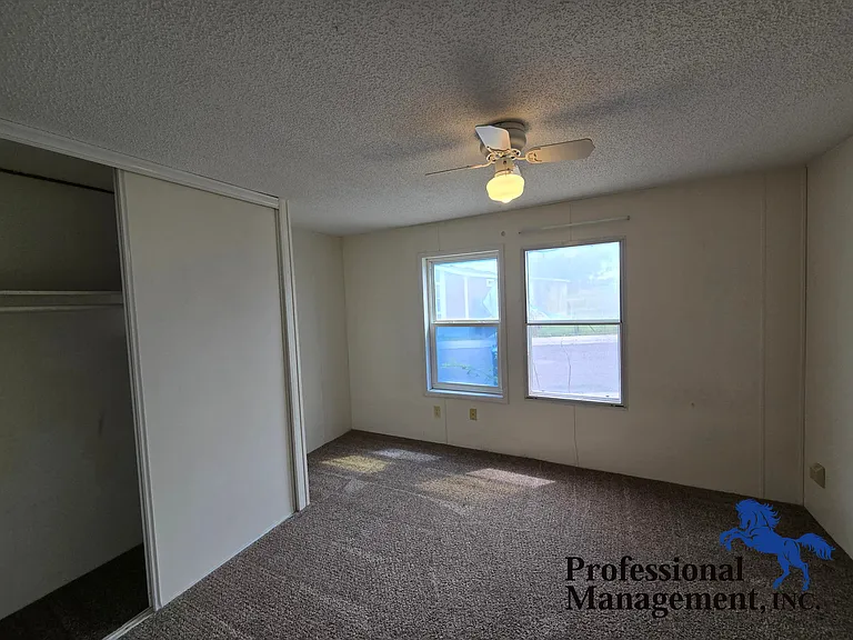 922 Yellowstone River Rd #D9 — Photo 12