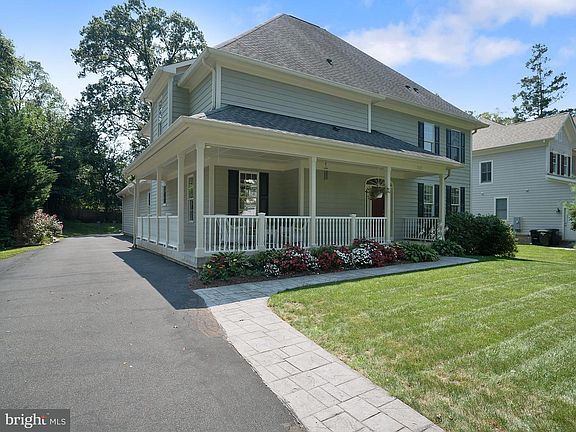 2nd image of 10137 Palmer Dr