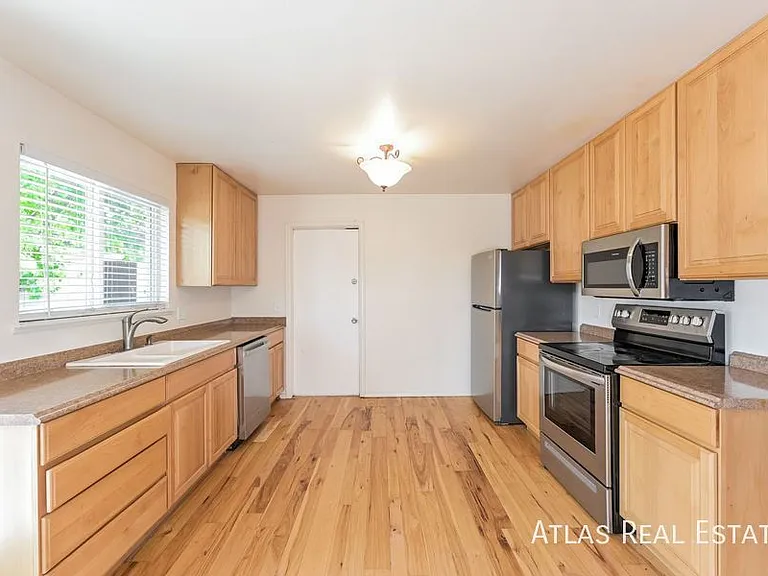 16590 E Baltic Pl — Photo 5