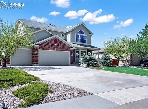 2nd image of 9795 Kings Canyon Dr