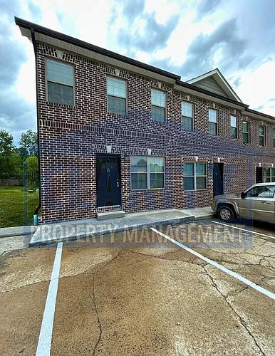 3413 Peerless Rd NW Photo 1