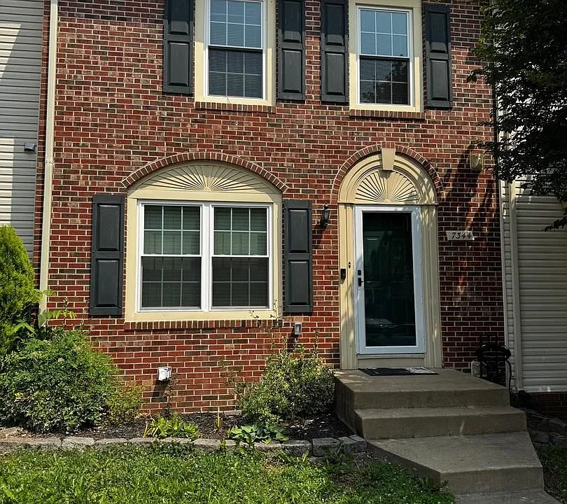 7344 Rhondda Dr