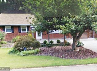 6716 Ruskin St, Springfield, VA 22150