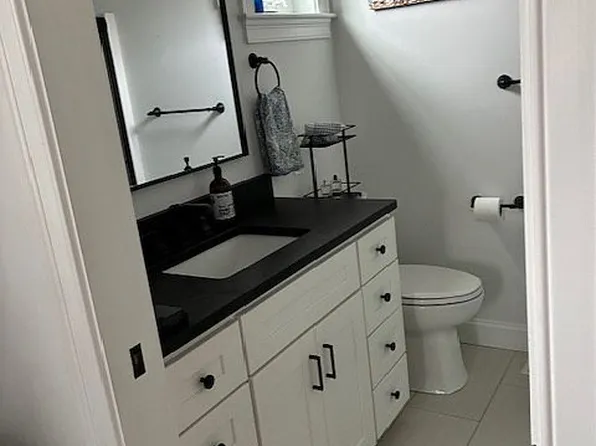 140 Broken Bow Ln, East Falmouth, MA 02536