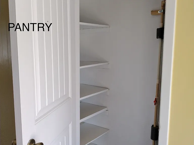 1005 Turkey Creek Dr — Photo 6