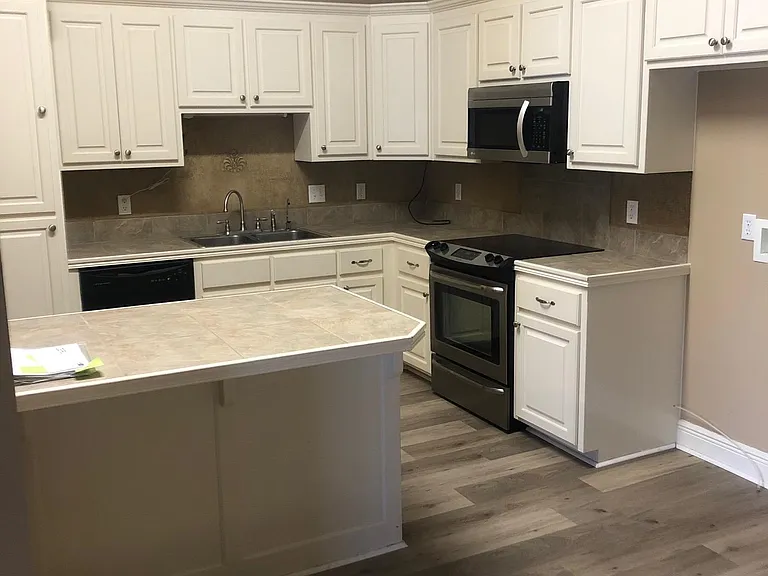 15062 Rimrock Ct — Photo 2