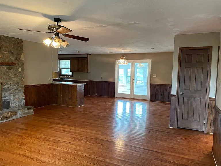 7539 Gravel Hill Rd — Photo 3