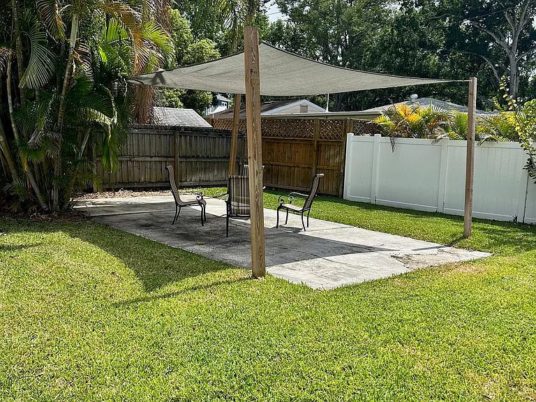 3609 E Royal Palm Cir — Photo 3