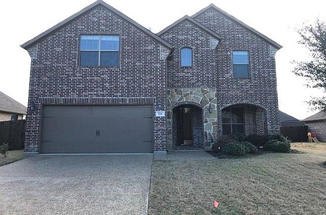 1st image of 104 Manor Ln