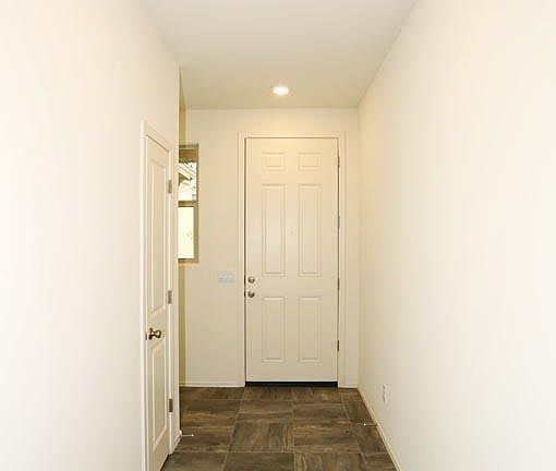 4th image of 16592 W Jenan Dr