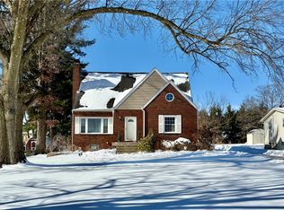 113 Briercliff Dr, Beaver Falls, PA 15010