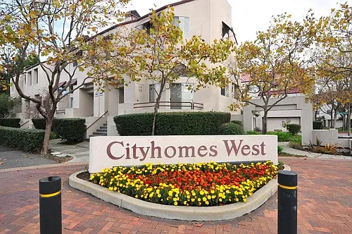 4 Commons Ln #4 Photo 1