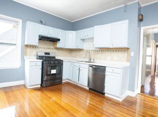 28 Haslet St FLOOR 2, Roslindale, MA 02131