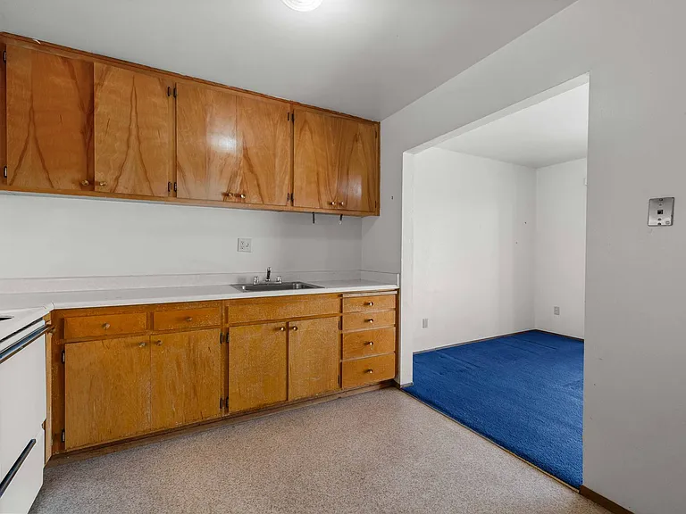 1920 Francisco LLC — Photo 5