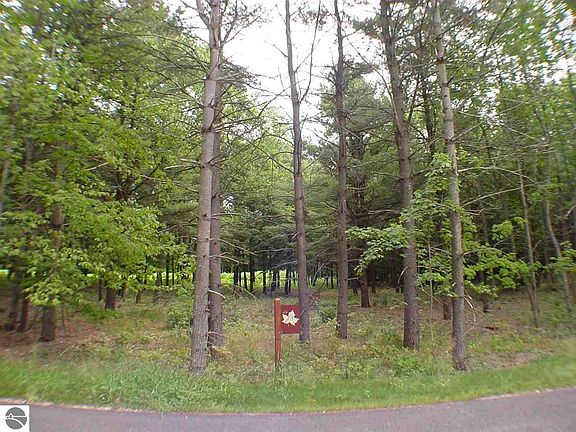 4th image of 18 Huron Trl Unit -18
