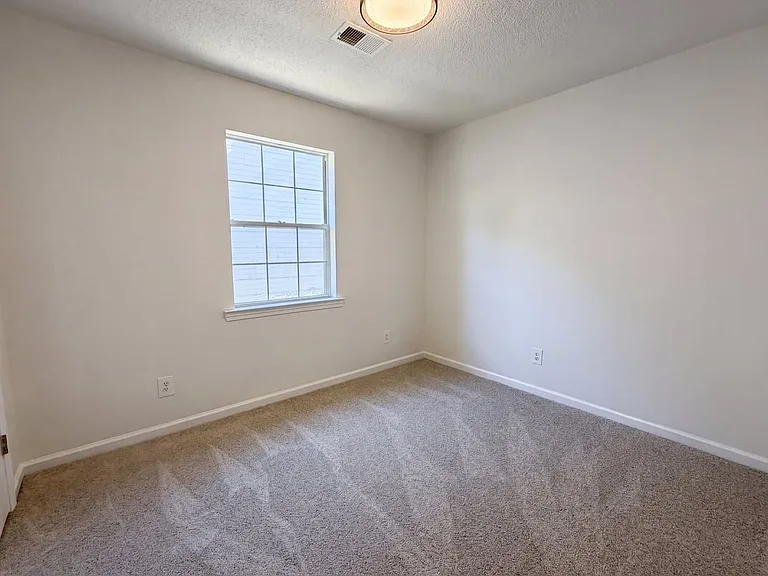 145 King Valley Rd — Photo 11