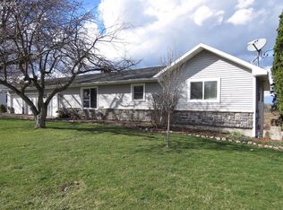 10009 Hegel Rd, Goodrich, MI 48438