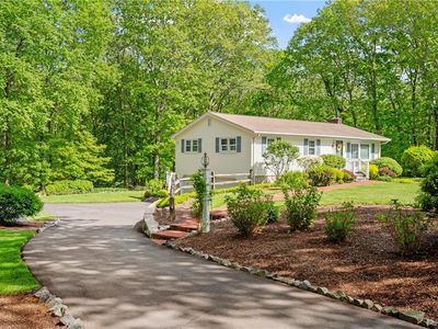 70 High Ridge Dr, Cumberland, RI, 02864