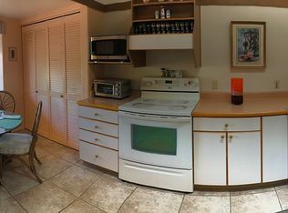 111 W Calle Escudilla, Green Valley, AZ 85614