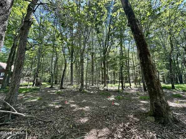 LOT 1012 Spotted Fawn Dr, Greentown, PA 18426