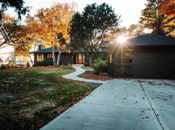 2291 Williams Point Drive, Stoughton, WI 53589