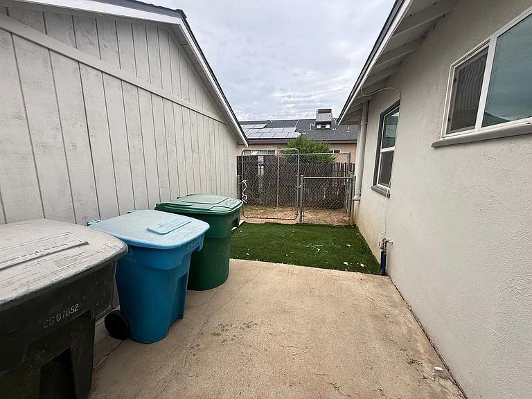 1032 California St — Photo 38
