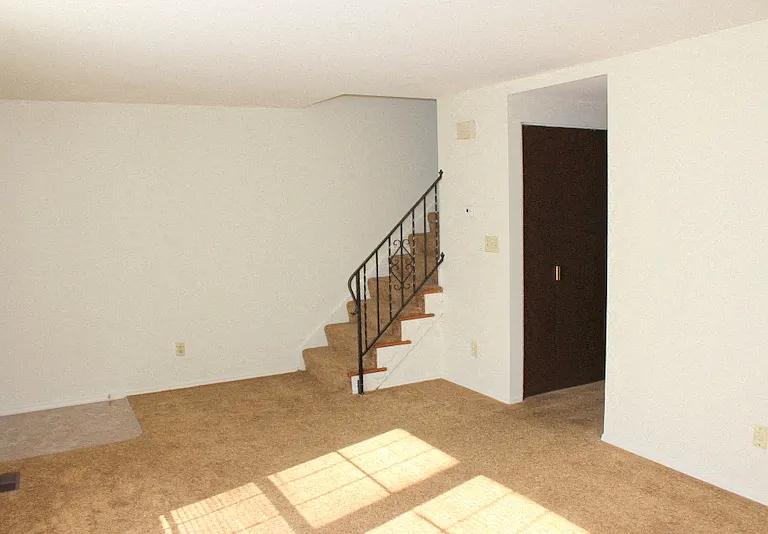 7529 Mount Rainer Dr — Photo 3