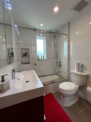 Rented by Capri Jet Realty Corp | media 21