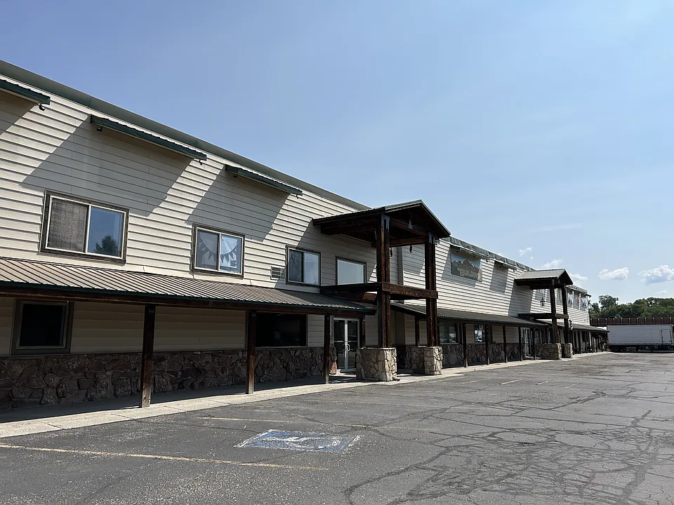 219 E Pine St #110