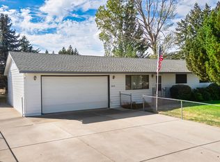 5415 N McKinzie Rd, Otis Orchards, WA 99027