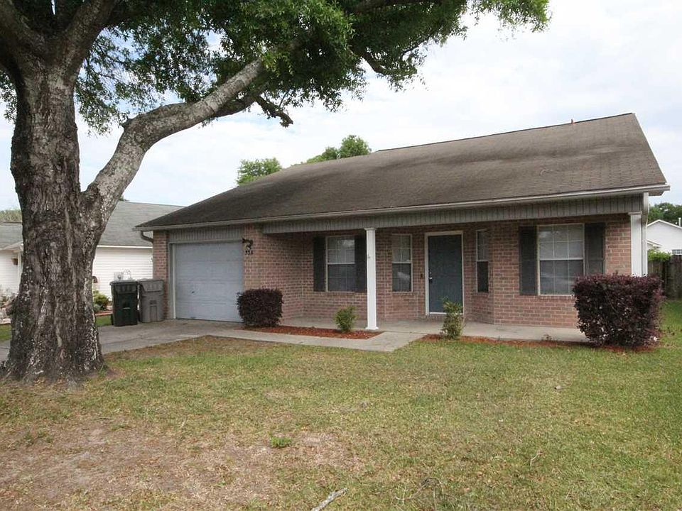 1st image of 336 Hilburn Pl