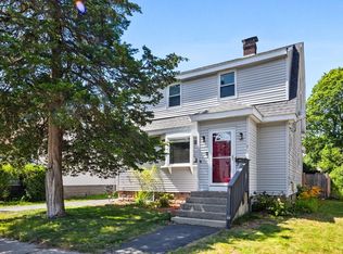 7 Hanson St, Wakefield, MA 01880