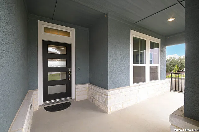 4 bed, 3.5 bath, 2952 sqft, $3,350 — Photo 3