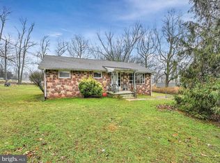 1400 Girl Scout Rd, Denver, PA 17517