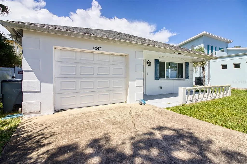 2 bed, 2.0 bath, 1168 sqft, $2,990 — Photo 4