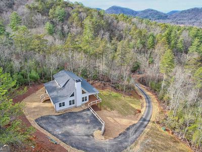 65 Redwood Ln, Tiger, GA, 30576