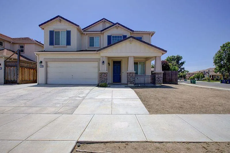 1195 Oatgrass Way photo 1