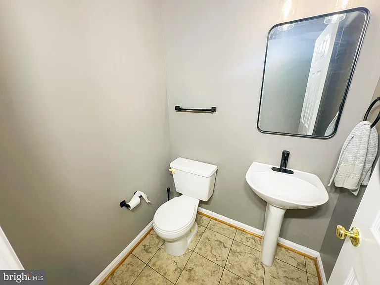 7822 Quill Point Dr — Photo 14