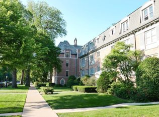 1921 Sherman Ave, Evanston, IL 60201