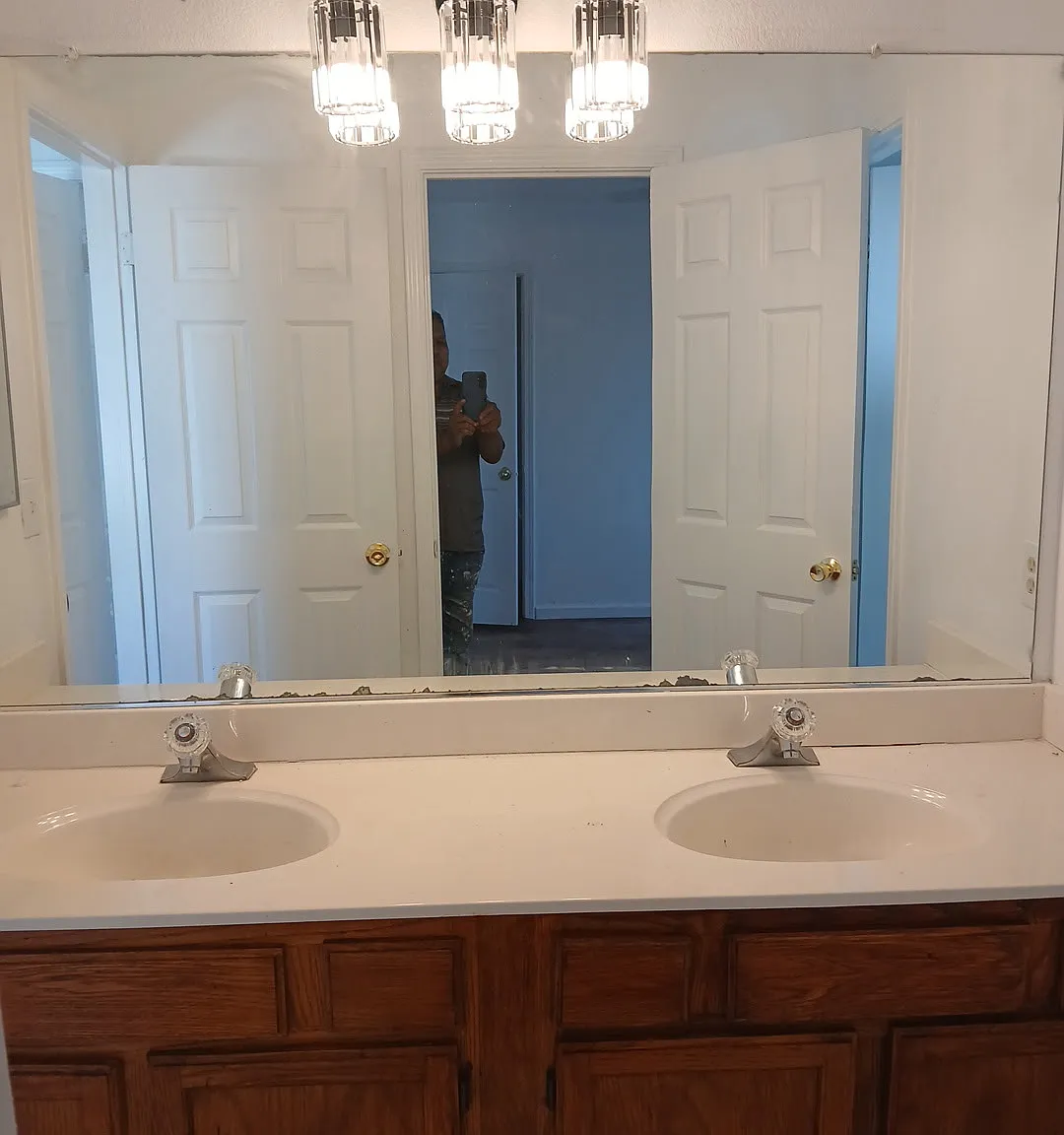 4 bed, 2107 sqft, $3,195 — Photo 3