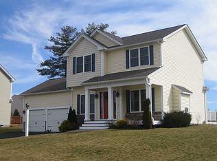 4 Timber Ln, Exeter, RI 02822