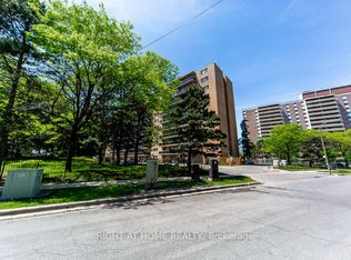 100 Dundalk Dr #315, Toronto, ON M1P 4V2