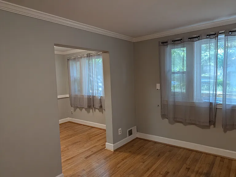 516 Thayer Ave #2 — Photo 5