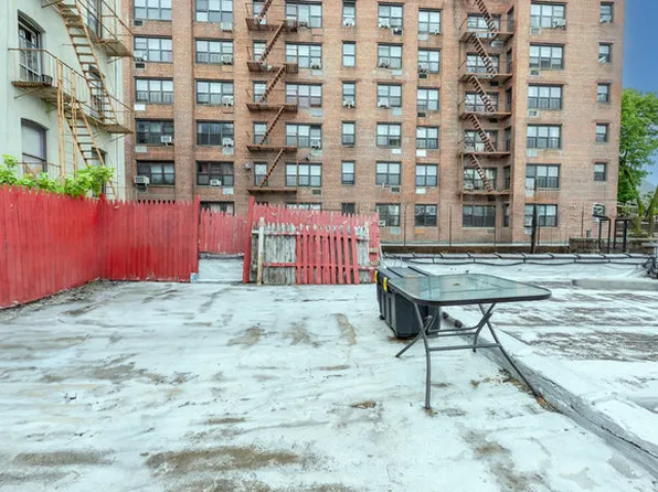 1214 Rogers Avenue image 8 of 9