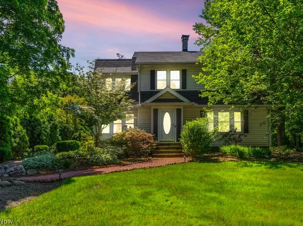 6800 Wilson Mills Rd, Gates Mills, OH 44040