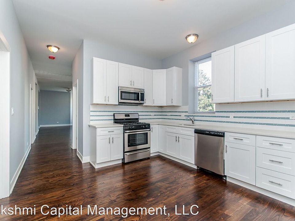 1st image of 3601 W Wrightwood Ave #0